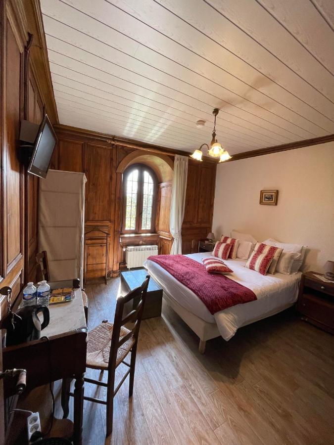 Manoir Du Grail Bed and Breakfast Devesset Exteriör bild