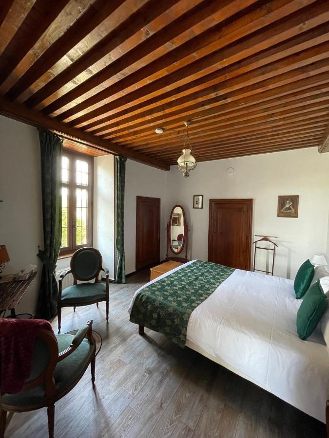 Manoir Du Grail Bed and Breakfast Devesset Exteriör bild